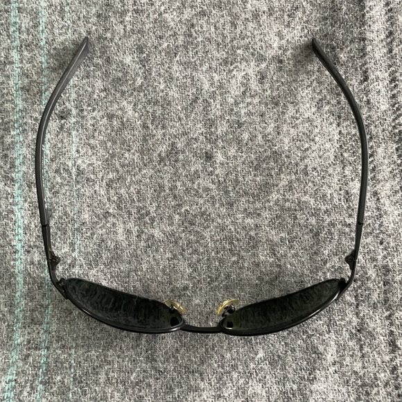 Vintage RAY-BAN Black Wrap Sunglasses RB3107 - Picture 8 of 13